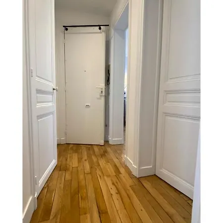 Apartment Sunny Bastille-roquette Paris
