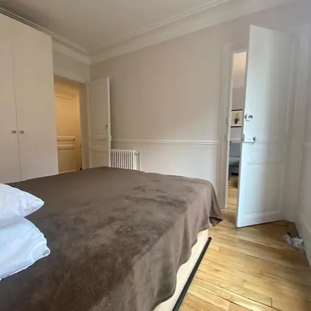 Sunny Bastille-roquette Apartment Paris