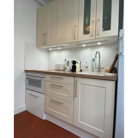 Apartment Sunny Bastille-roquette Paris