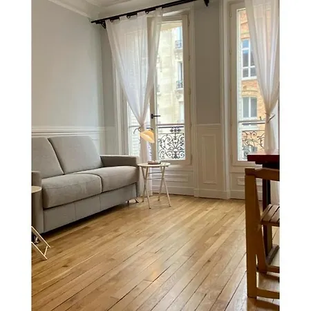 Sunny Bastille-roquette Paris