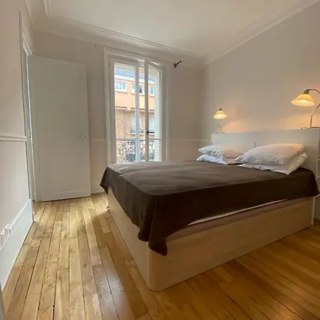 Sunny Bastille-roquette Apartment Paris