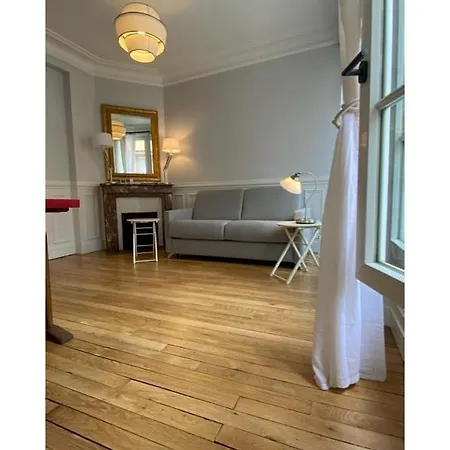 Sunny Bastille-roquette Apartment Paris