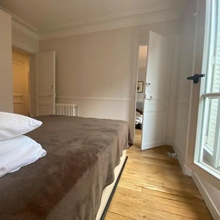 Apartment Sunny Bastille-roquette *