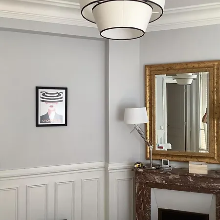 Apartment Sunny Bastille-roquette *